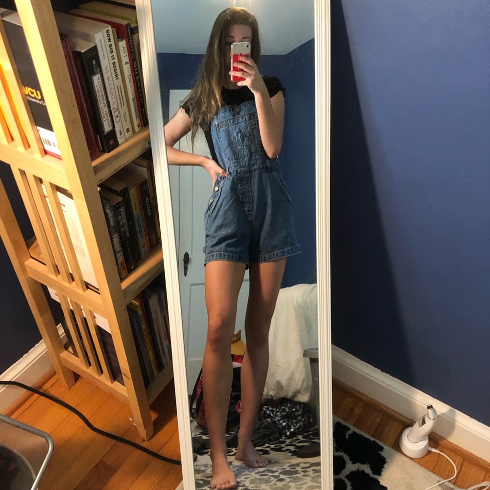 Overall shorts